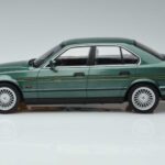 BMW Alpina B10 4.6 E34 Zöld MCG 1:18 MCG18229 Fém - image 3 of 6