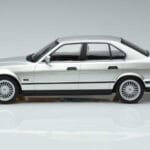 BMW Alpina B10 4.6 E34 Ezüst MCG 1:18 MCG18231 Fém - image 3 of 5