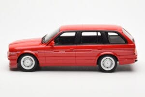 BMW Alpina B3 2.7 E30 Touring Piros Otto 1:18 OT366 Gyanta – 3. kép a 6-ből