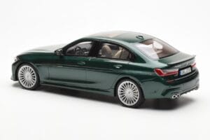 BMW Alpina B3 G20 Zöld GT Spirit 1:18 GT295 Gyanta – 5. kép a 6-ből