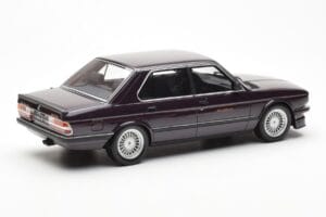 BMW Alpina B7 E24 Turbo Wine Piros Metallic Otto 1:18 OT152 Gyanta – 2. kép a 6-ből