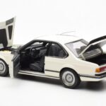 BMW M635 CSi E24 Fehér Dealer Edition AUTOart 1:18 - image 5 of 8