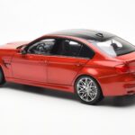 BMW M3 Competition F80 Sakhir Narancssárga Norev 1:18 - image 7 of 8