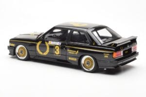 BMW M3 E30 #3 J. Richards Austrian Airlines ATCC 1987 AUTOart 1:18 88745 Fém – 7. kép a 8-ből