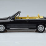 BMW M3 E30 Kabrió Fekete Otto 1:18 - image 3 of 6