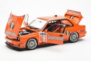 BMW M3 E30 #19 A. Hahne Jägermeister DTM 1992 AUTOart 1:18 89248 Fém – 2. kép a 8-ből