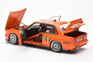 BMW M3 E30 #19 A. Hahne Jägermeister DTM 1992 AUTOart 1:18 89248 Fém – 5. kép a 8-ből