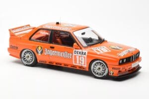 BMW M3 E30 #19 A. Hahne Jägermeister DTM 1992 AUTOart 1:18 89248 Fém – 6. kép a 8-ből