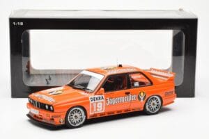 BMW M3 E30 #19 A. Hahne Jägermeister DTM 1992 AUTOart 1:18 89248 Fém – 8. kép a 8-ből