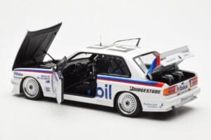 BMW M3 E30 #56 P. Brock / J. Richards Mobil Bathurst 1000 1988 AUTOart 1:18 88847 Fém – 5. kép a 9-ből
