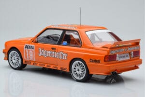 BMW M3 E30 Jagermeister #19 A. Hahne DTM Nurburgring 1992 IXO 1:18 18RMC082A Fém – 5. kép a 6-ből