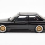 BMW M3 E30 Sport Evolution Fekete Custom Wheels AUTOart 1:18 - image 4 of 8