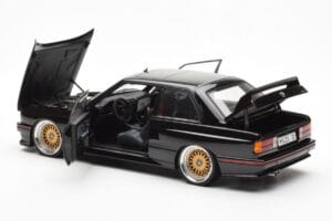 BMW M3 E30 Sport Evolution Fekete Custom Wheels AUTOart 1:18 70562 Fém – 5. kép a 8-ből