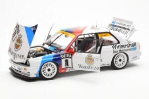 BMW M3 E30 #11 S. Soper Warsteiner DTM 1991 AUTOart 1:18 89146 Fém – 2. kép a 8-ből