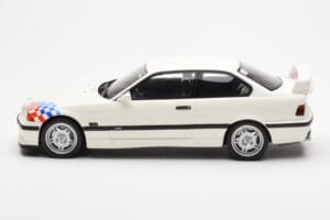 BMW M3 E36 Lightweight Fehér Otto 1:18 OT569 Gyanta – 3. kép a 6-ből