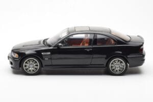 BMW M3 E46 Fekete AUTOart 1:18 70541 Fém – 4. kép a 8-ből