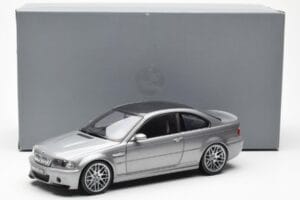 BMW M3 E46 CSL Szürke Kyosho 1:18 80430302734 Fém – 8. kép a 8-ből