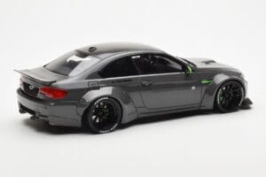 BMW M3 E92 LBWK Liberty Walk Szürke GT Spirit 1:18 GT127 Gyanta – 2. kép a 6-ből