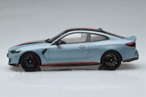 BMW M4 CSL G82 Szürke GT Spirit 1:18 GT427 Gyanta – 3. kép a 8-ből