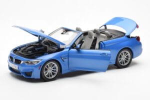BMW M4 F83 Kabrió Yas Marina Kék Paragon 1:18 80432339612 Fém – 2. kép a 8-ből