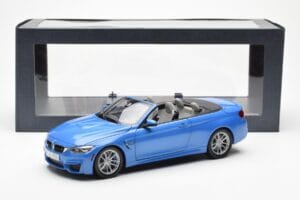 BMW M4 F83 Kabrió Yas Marina Kék Paragon 1:18 80432339612 Fém – 8. kép a 8-ből