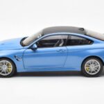 BMW M4 F82 Yas Marina Kék Paragon 1:18 PA-97102 - image 4 of 8