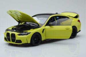 BMW M4 G82 Sárga Kereskedői Kiadás Minichamps 1:18 80435A51949 Fém – 2. kép a 8-ből