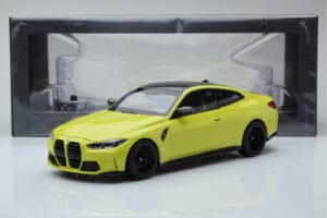 BMW M4 G82 Sárga Kereskedői Kiadás Minichamps 1:18 80435A51949 Fém – 8. kép a 8-ből