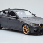 BMW M5 CS F90 Frozen Brands Hatch Szürke GT Spirit 1:18 - image 3 of 5