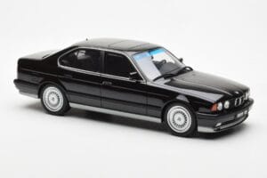 BMW M5 E34 Fekete Otto 1:18 OT690 Gyanta – 4. kép a 6-ből