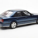 BMW M5 E34 Kék Metallic Otto 1:18 - image 2 of 6