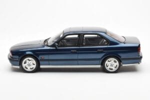 BMW M5 E34 Kék Metallic Otto 1:18 OT576 Gyanta – 3. kép a 6-ből