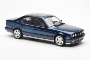 BMW M5 E34 Kék Metallic Otto 1:18 OT576 Gyanta – 4. kép a 6-ből
