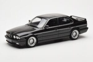 BMW M5 E34 Hartge H5 V12 Diamond Fekete Metallic Otto 1:18 OT362