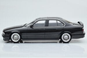 BMW M5 E34 Hartge Fekete Otto 1:18 OT362B Gyanta – 3. kép a 6-ből