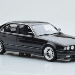 BMW M5 E34 Hartge Fekete Otto 1:18 - image 6 of 6