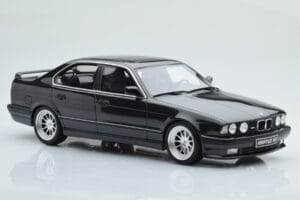 BMW M5 E34 Hartge Fekete Otto 1:18 OT362B Gyanta – 6. kép a 6-ből