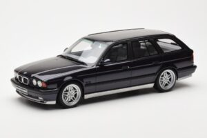 BMW M5 E34 Touring Diamond Fekete Otto 1:18 OT198