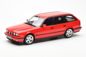 BMW M5 E34 Touring Piros Otto 1:18 OT951