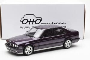 BMW M5 E34 Lila Otto 1:18 OT106 Gyanta – 6. kép a 6-ből