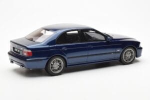BMW M5 E39 Avus Blue Paint Issue Otto 1:18 OT070 Gyanta – 2. kép a 6-ből