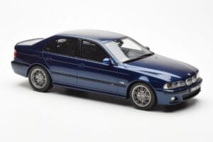 BMW M5 E39 Avus Blue Paint Issue Otto 1:18 OT070 Gyanta – 4. kép a 6-ből