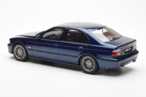 BMW M5 E39 Avus Blue Paint Issue Otto 1:18 OT070 Gyanta – 5. kép a 6-ből