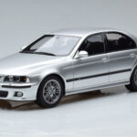 BMW M5 E39 Ezüst Otto 1:18