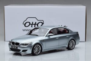 BMW M5 E60 Ezüst Otto 1:18 OT426 Gyanta – 6. kép a 6-ből