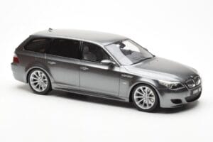 BMW M5 E61 Touring Szürke Otto 1:18 OT189 Gyanta – 4. kép a 6-ből