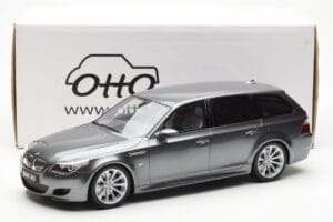 BMW M5 E61 Touring Szürke Otto 1:18 OT189 Gyanta – 6. kép a 6-ből