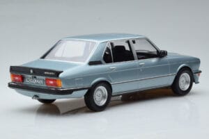 BMW M535i E12 Kék Norev 1:18 183269 Fém – 2. kép a 6-ből