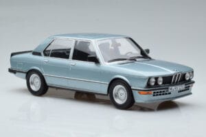 BMW M535i E12 Kék Norev 1:18 183269 Fém – 4. kép a 6-ből
