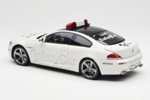 BMW M6 E63 MotoGP Safety Car 2006 Kyosho 1:18 08707GPB Fém – 7. kép a 8-ből